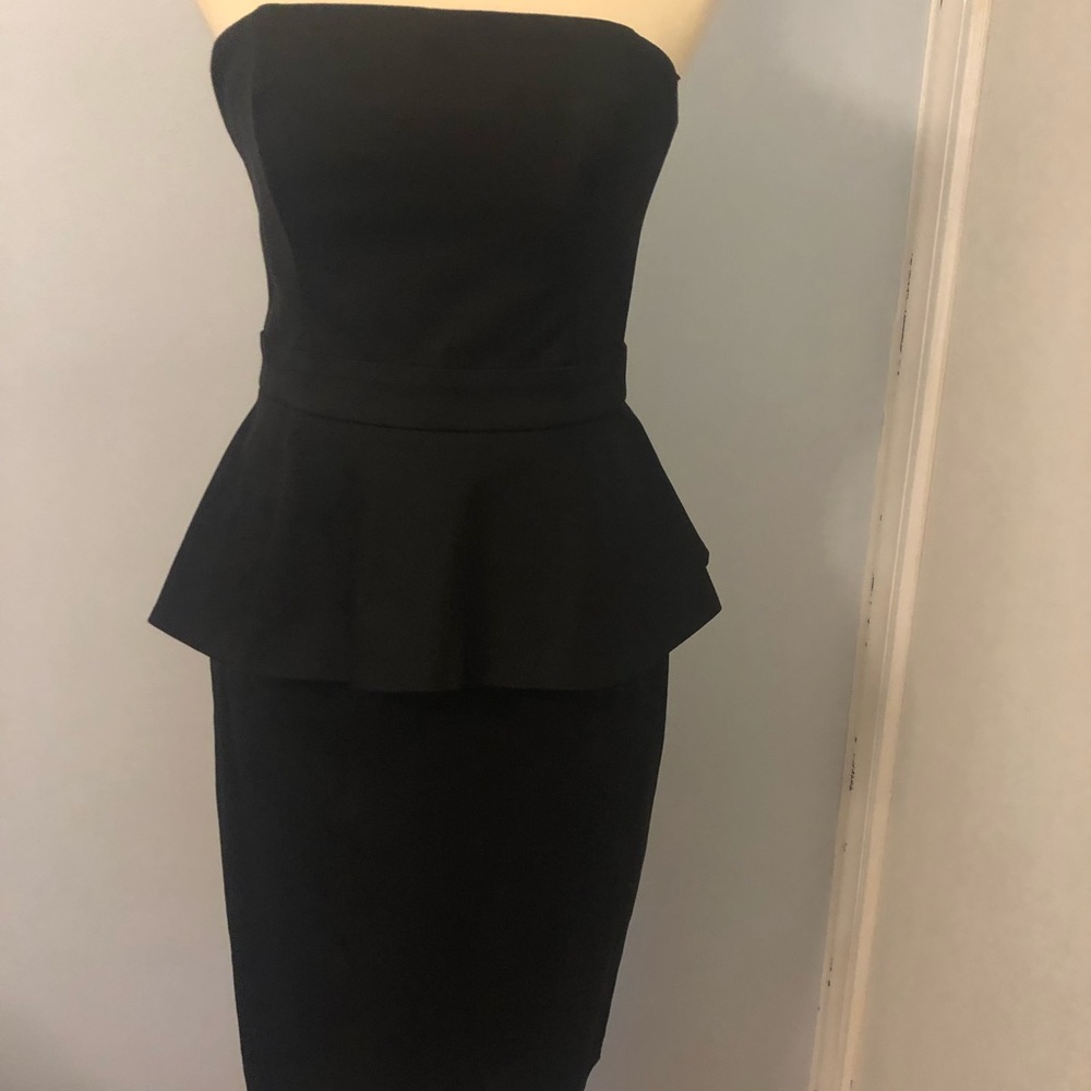 White House Black Market LBD Size 4